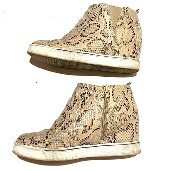 Sugar Animal Print Wedge Sneaker Booties Women's Size 8 - Picture 3 of 7